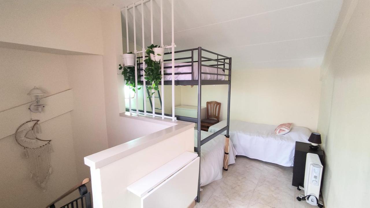Casa En L'Estartit, Piscina, Jardin Comunitarioヴィラ エクステリア 写真